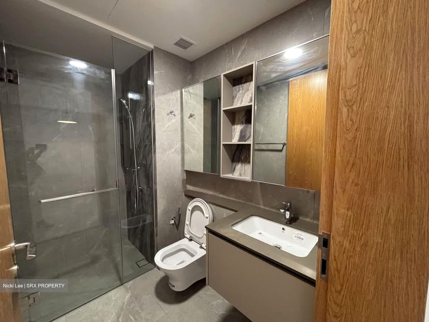 Penrose (D14), Apartment #580582591